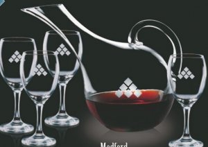 60 Oz. Medford Carafe with 2 Wine Glasses