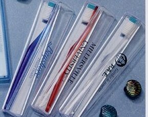 Adult Toothbrush Set w/ Clear Plastic Case