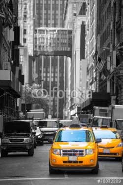 Fift avenue neigbourhood yellow cab taxi 5 th Av - 901150778