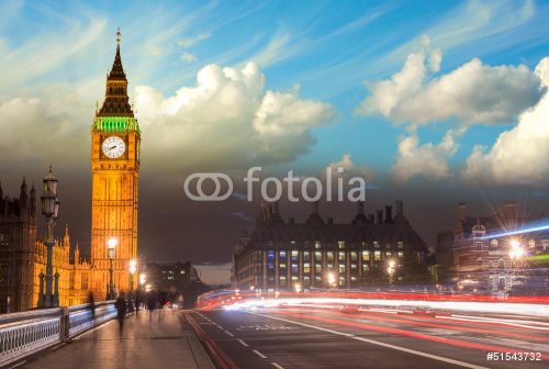 Beautiful colors of Big Ben from Westminster Bridge at Sunset - - 901139077
