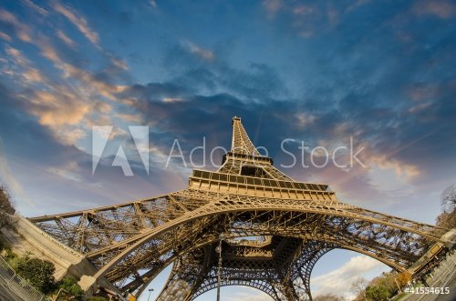 Colors of Eiffel Tower in Paris - 900419030