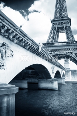 il ponte d'Iena e la torre eiffel vintage - 901139915