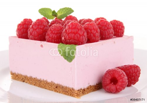 raspberry cake - 900623231