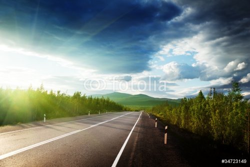 road in mountains - 900659141