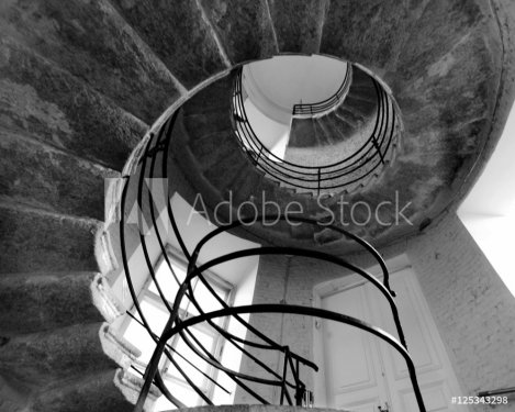 spiral staircase - 901149237