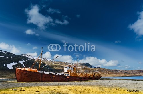The wreck of the Garður near Patreksfjörður - 900440049