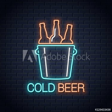 Cold beer neon banner. Beer bottles neon sign on wall background - 901155283