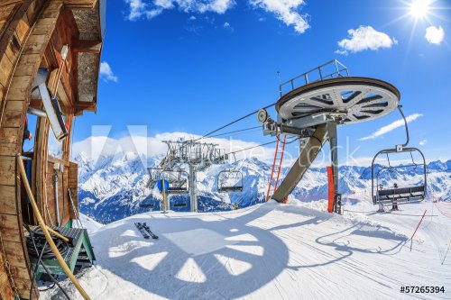 Ski lift chairs and sun - 901155317