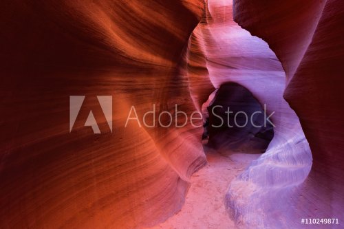 Natural Arch inside Lower Antelope Canyon near Page, Arizona - 901155709