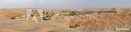 Abu Dhabi's desert dunes - 900421291