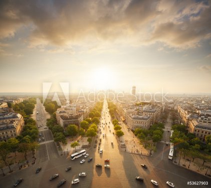 Arc de Triomphe Paris France - 901139037