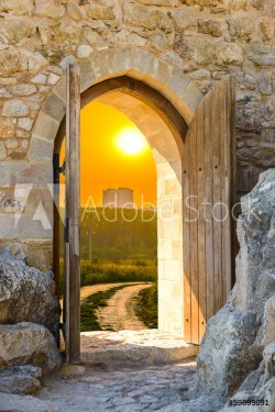 arch in the fortress - 901142204