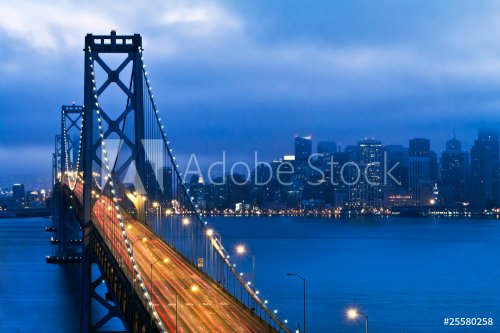 Bay Bridge and San Francisco city view at night - 901139942