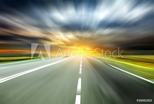 blurry road - 900659023