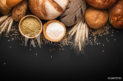 Fresh bread and wheat  - 901152450