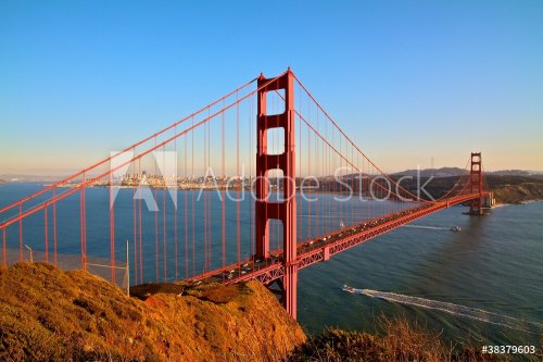 Golden Gate Bridge - 900397072