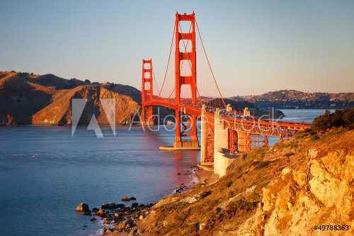Golden Gate bridge - 901139711