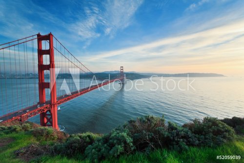 Golden Gate Bridge - 901139861