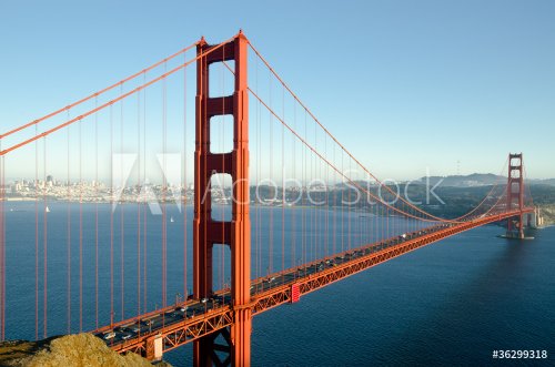 Golden Gate Bridge in San Francisco after sunrise - 900383892