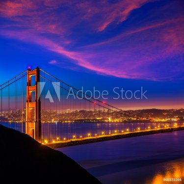 Golden Gate Bridge San Francisco sunset through cables - 901141328