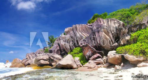 granite rocky beaches of Seychelles - 900590434