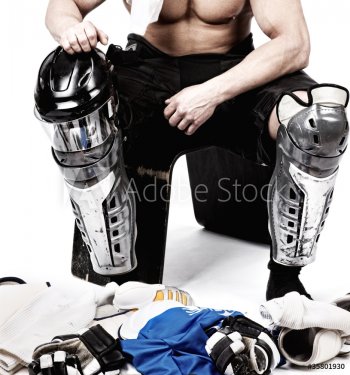 Hockey player after game - 900906171