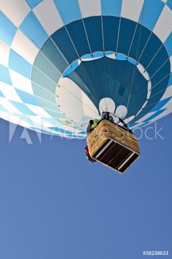 hot air balloon - 900102863