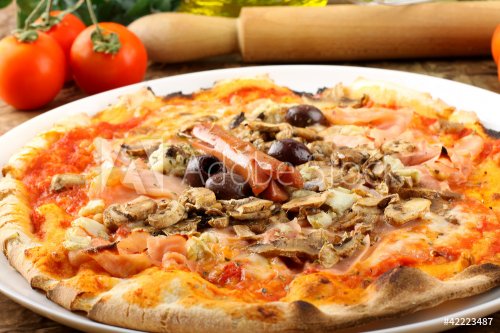 Italian Pizza Capricciosa
