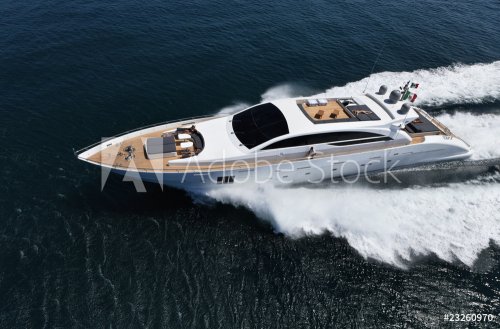 Italy, Tirrenian sea, off the coast of Viareggio, luxury yacht - 900055504