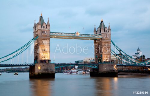 London Tower Bridge - 900451863