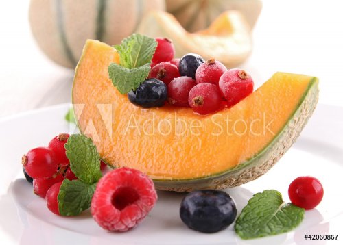 melon and berry fruit - 900427240