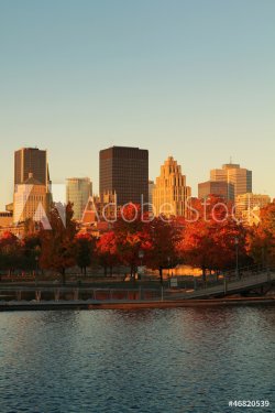 Montreal city in autumn - 901140704