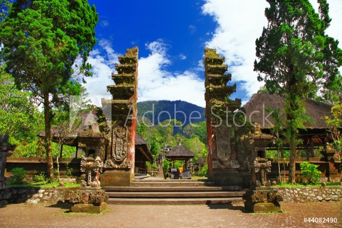 mysteriouse balinese temples
