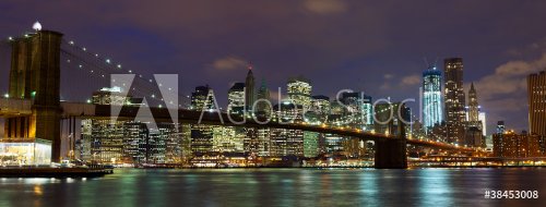 New York City  Brooklyn Bridge panorama at dusk - 900092908