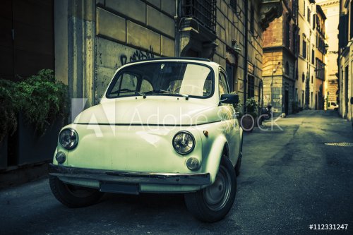 old car, Rome. - 901153152
