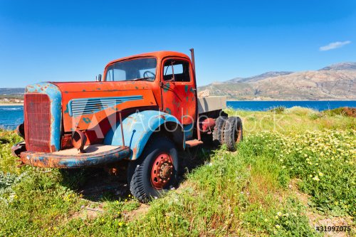 Old Truck - 900232122