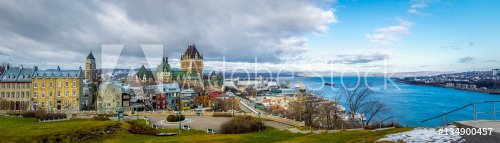 Panoramic view of Quebec City skyline with Chateau Frontenac and Saint Lawren... - 901154557