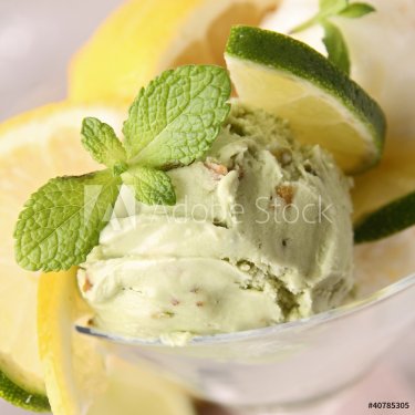 pistachio ice cream - 900623251