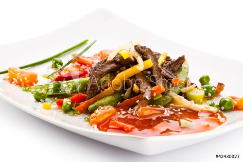 Roasted meat and vegetables  - 900444074
