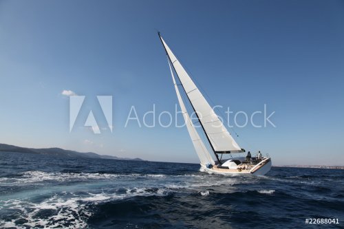 Sailing on the Adriatic Sea - 900055107