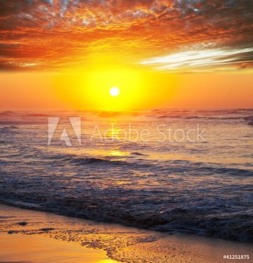 Sea sunset - 900425099