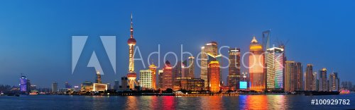Shanghai at night - 901152128