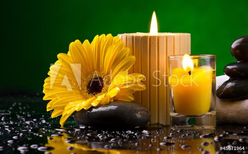 Spa still life with  flower, candles and water drop - 900733095