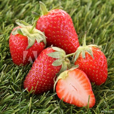 strawberry - 900623281