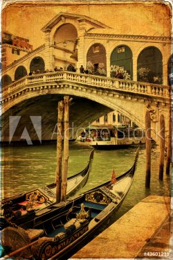 The Rialto Bridge in Venice - old paper - old card - 900572842