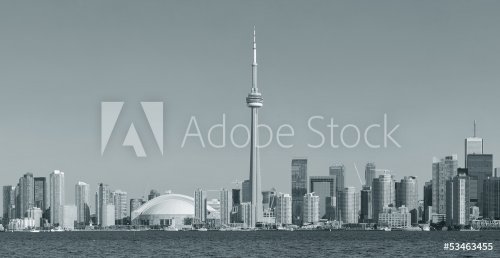 Toronto skyline in the day - 901140729