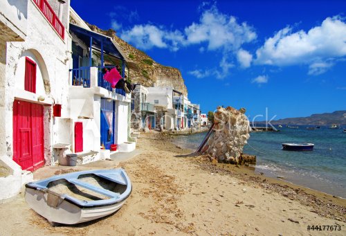 Traditional Greece scenery - Milos island. small fishing village - 901138606