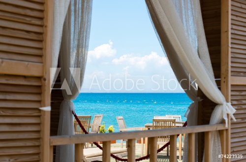 view  the sea from window of House - 901145560