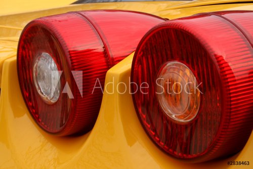 yellow car brakelight - 901153279