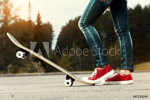 Rider with the skateboard - 901144437